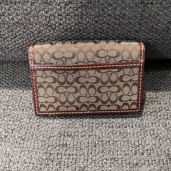 Authentic Coach Signature Monogram Logo Snap Front Card Holder - Picture 6 of 8